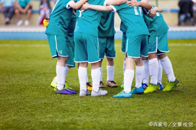 拜仁主席：希望我方球迷能欢迎莱万 他的转会是三赢
