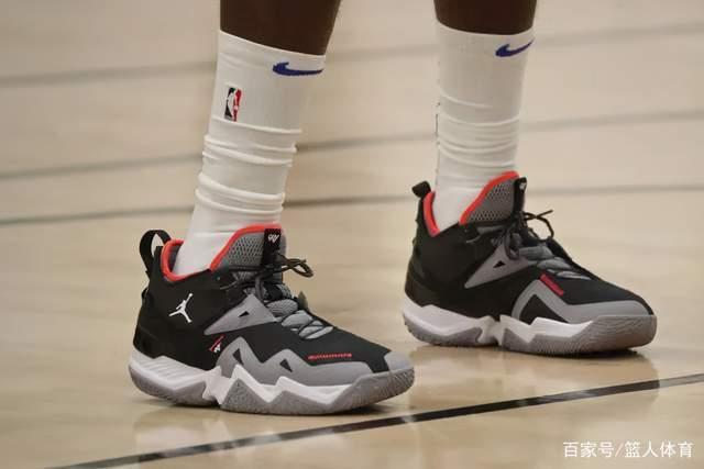 绿军4连胜送奇才10连败 状元低迷老鹰不敌公牛